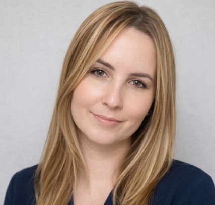 Lilian Borba, Engenheira de Qualidade de Software Sênior